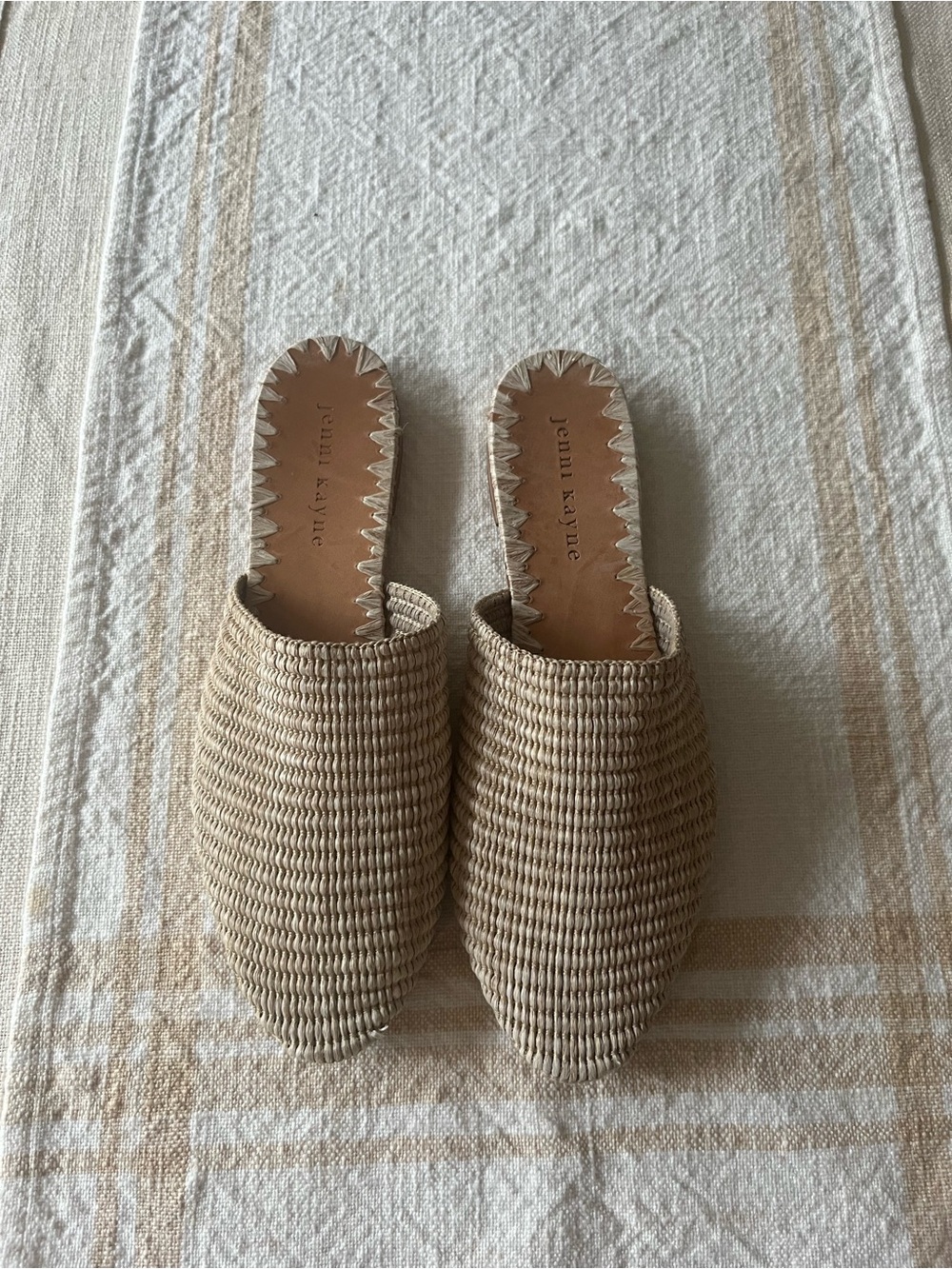 Jenni Kayne Tan Raffia Woven Mule Slides - Women's Casual Slip-Ons - Picture 2 of 3